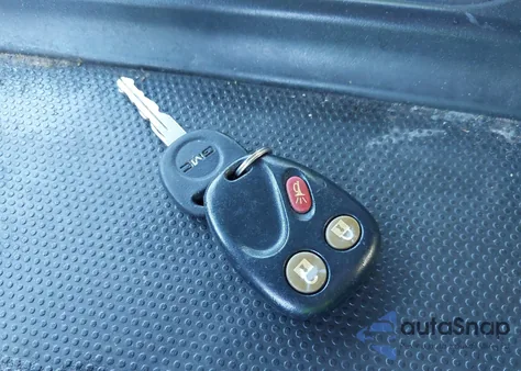 2004 GMC Sierra 1500 Sle from USA, damaged, VIN 2GTEK19T741110153